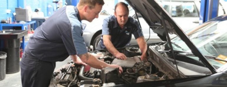 Car repairing man NRMA MotorServe Wollongong