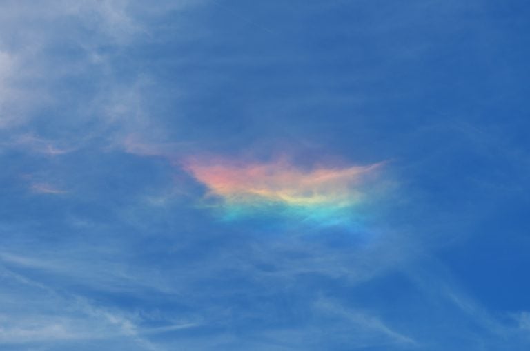 what-are-fire-rainbows-what-causes-fire-rainbows