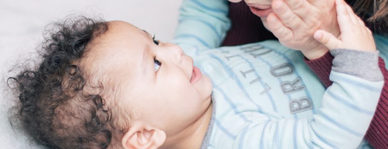 development-bonding-baby-smile-play-mom-peekaboo-milestones-mixed-race-family-moments_t20_9k3eWN