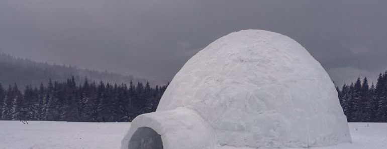 igloo in the high mountain