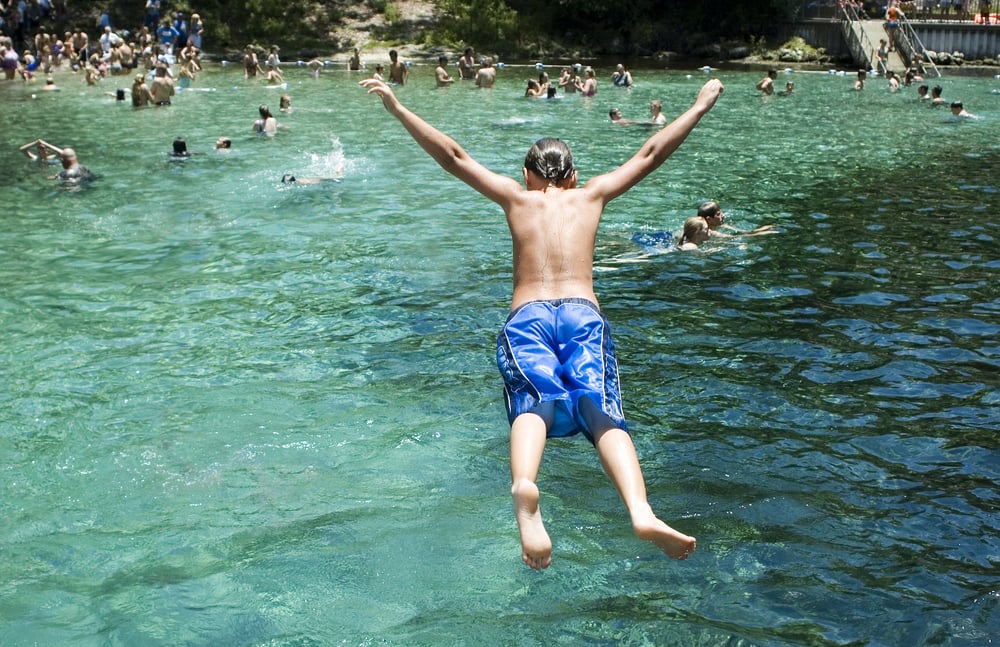 why-does-water-feel-like-concrete-when-you-belly-flop-into-it